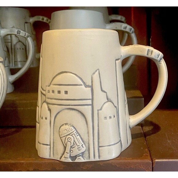 Disney Parks Mug Star Wars Galaxy's Edge Black‎ Spire Outpost Batuu R2-D2 Coffee - Picture 1 of 7